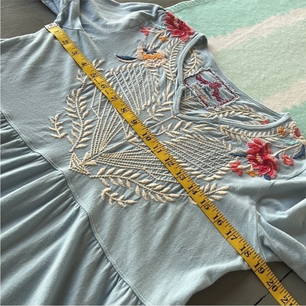 Johnny Was Floral Embroidered Short Sleeve V-Neck Top - Picture 10 of 12